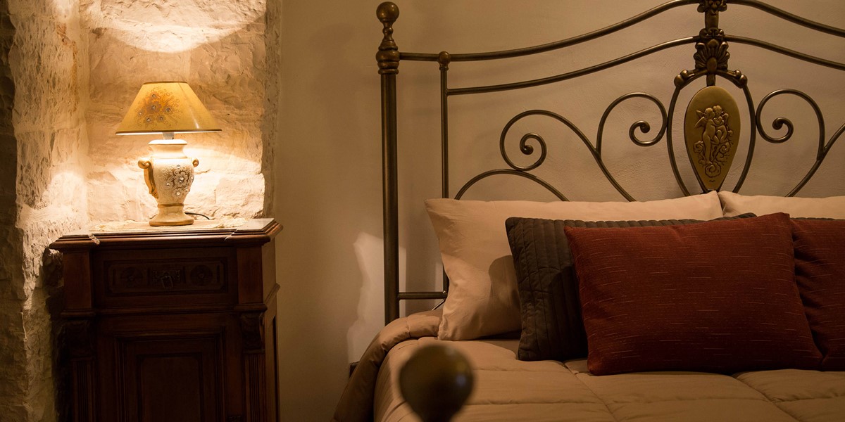 Trullo Mandorla Bedroom Shot