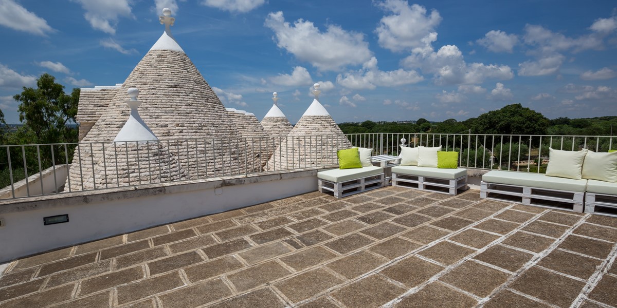 Trullo Roof Top Seating