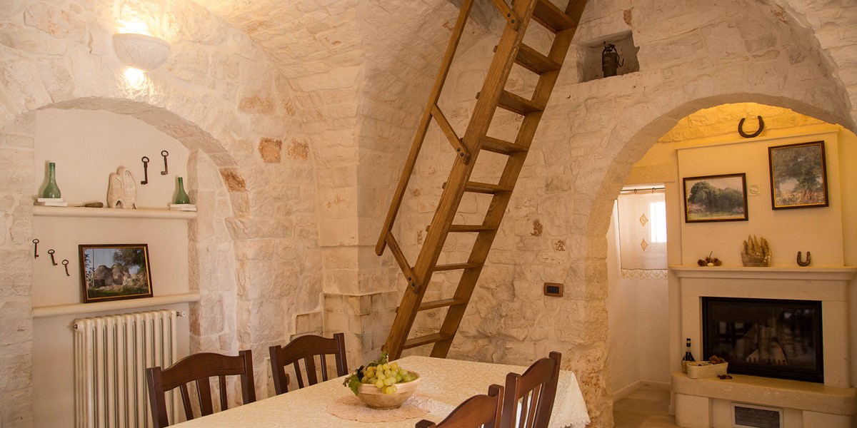 Trullo Ulive Dining 1