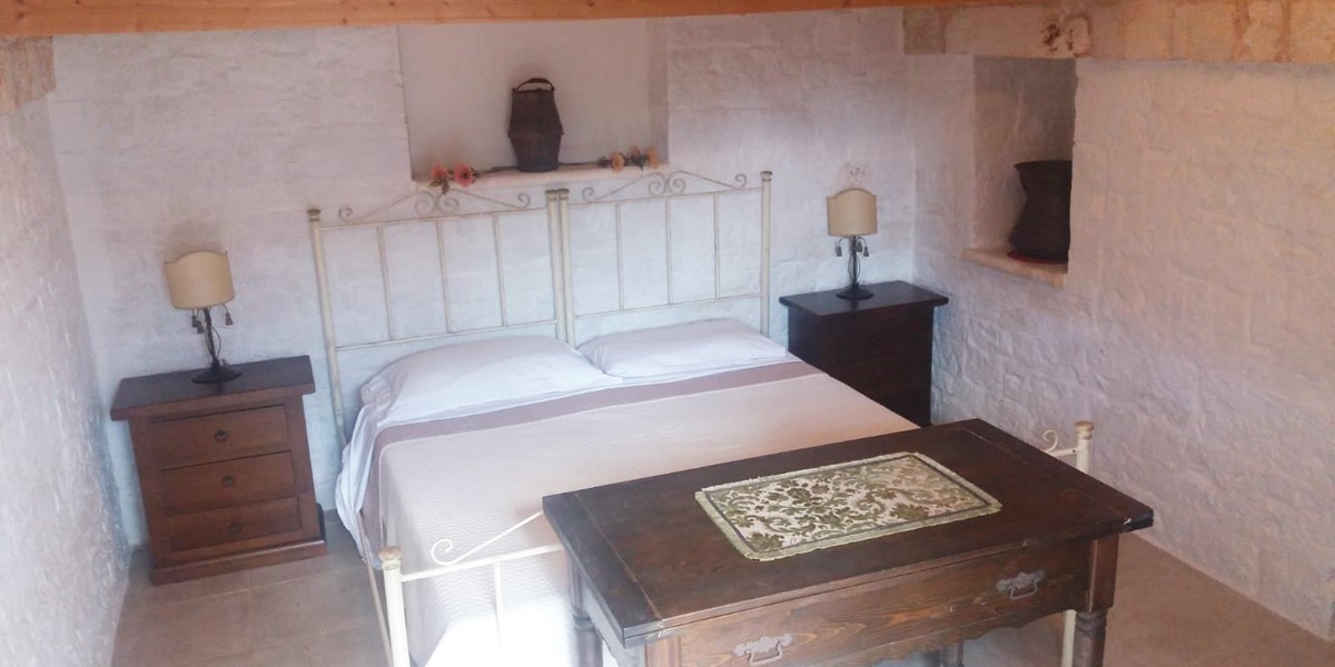 Trullo Mirabello Bed 5