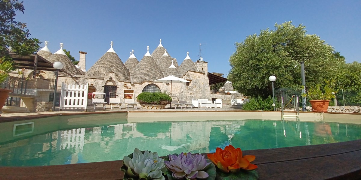 Trullo Mirabello Long View Pool