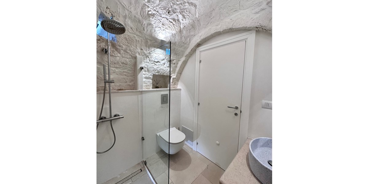 Trullo Dei Due Pini Bathroom
