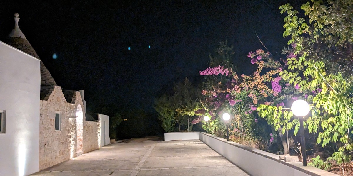 Trullo Dei Due Pini Front