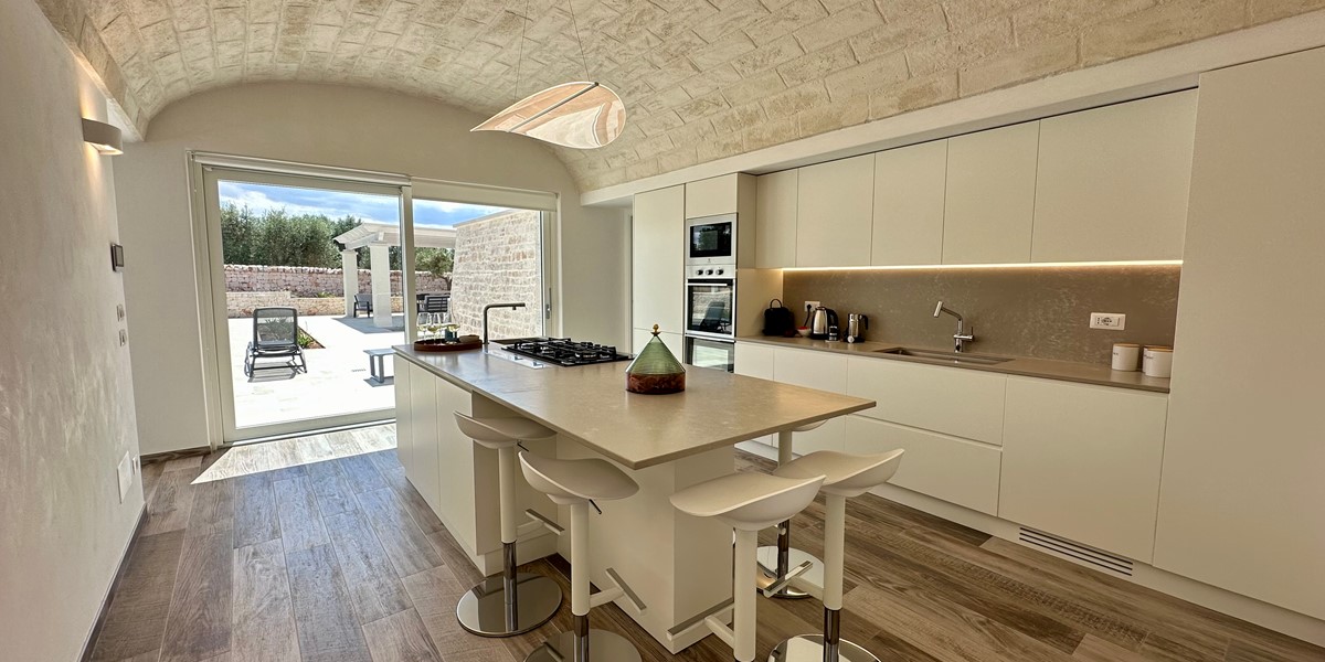 Trullo Cisternino Kitchen 6