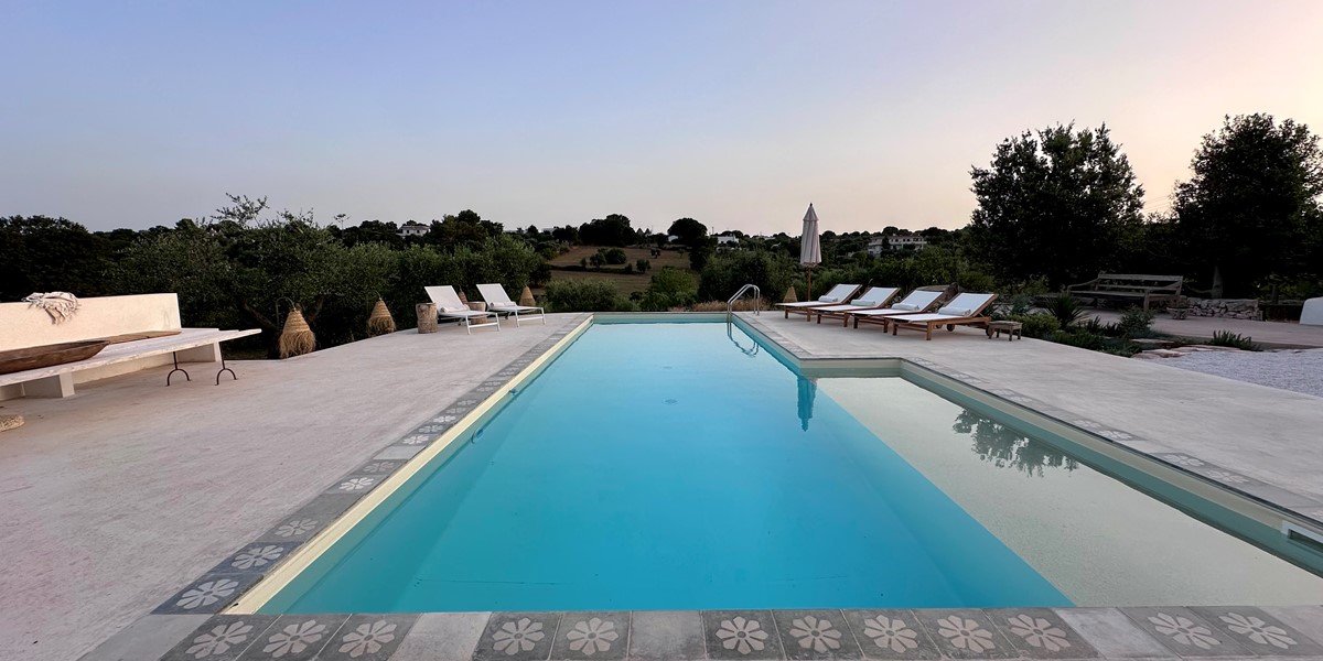 Trullo Uccello Pool 8