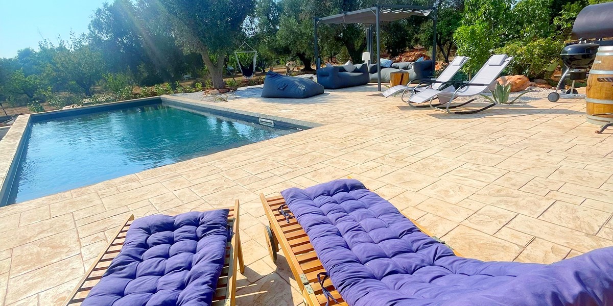 Trulli Deserio Sun Loungers