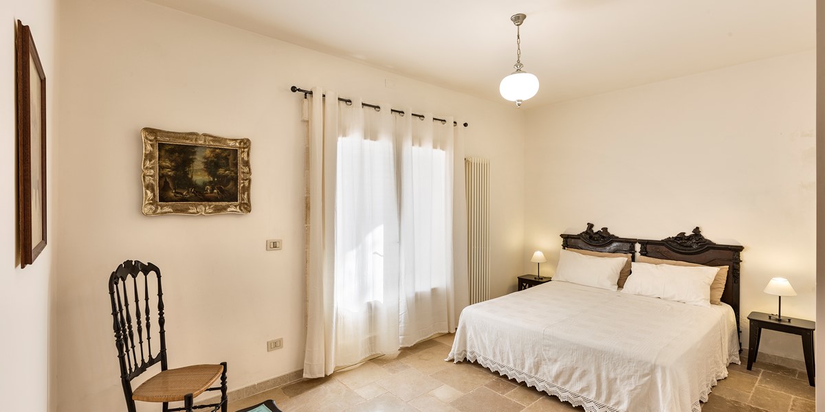 Masseria Sussana GF Swan Bedroom1